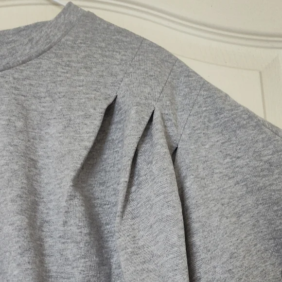 Anthropology ,English Factory Light Gray Box Neck T-Shirt size M - Picture 5 of 9